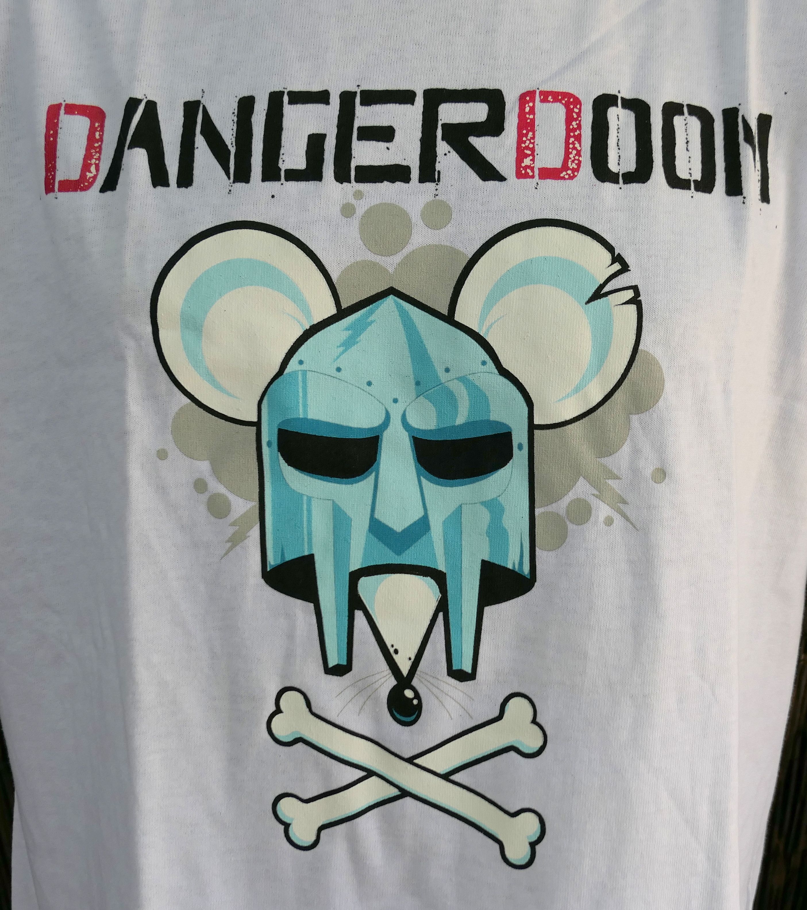 Vintage Deadstock Vintage 2005 MF DOOM Dangerdoom T Shirt Large Size US L / EU 52-54 / 3 - 2 Thumbnail