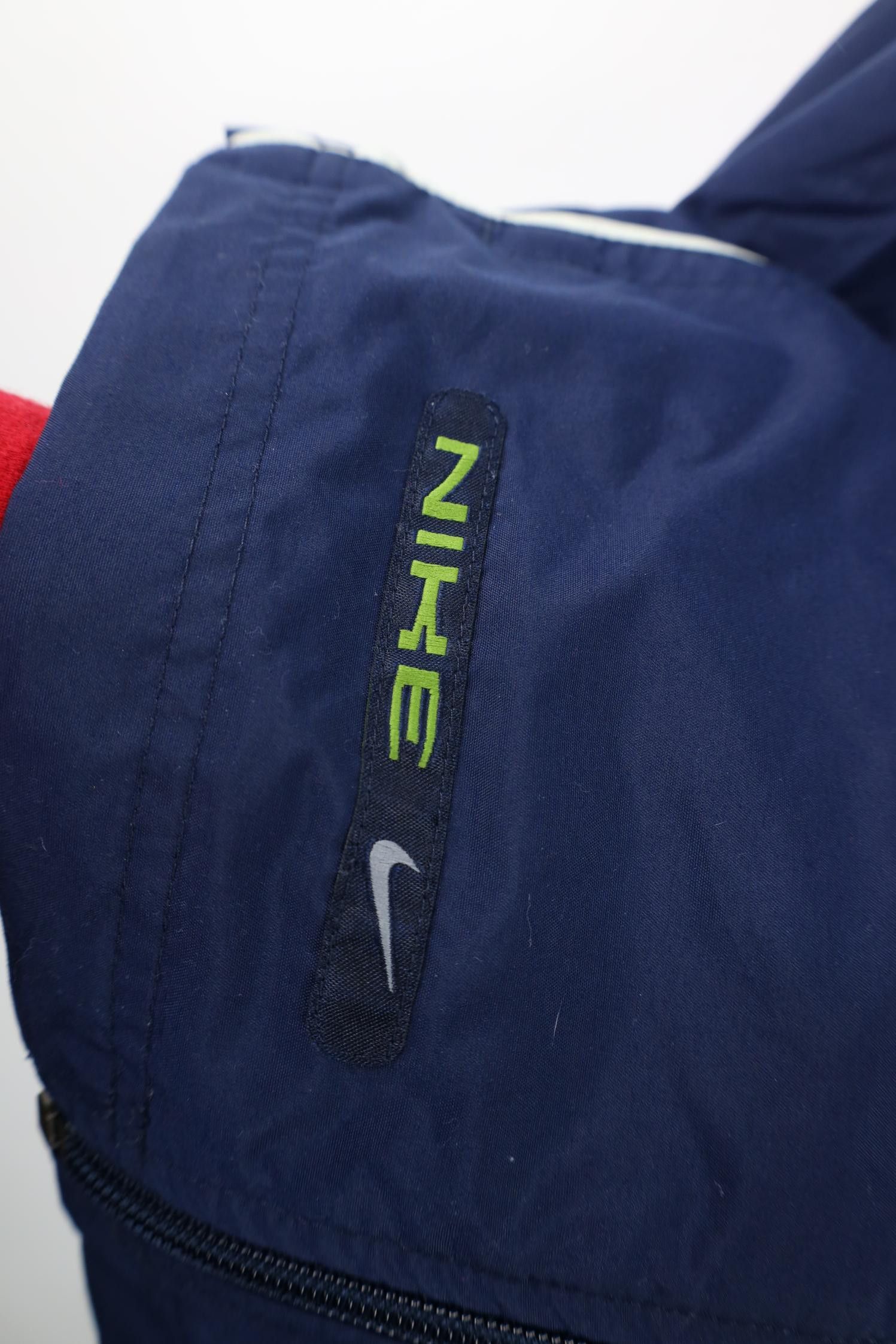 Nike Vintage Y2K Nike Mini Swoosh Full Zip Windbreaker Jacket Size US XL / EU 56 / 4 - 8 Thumbnail