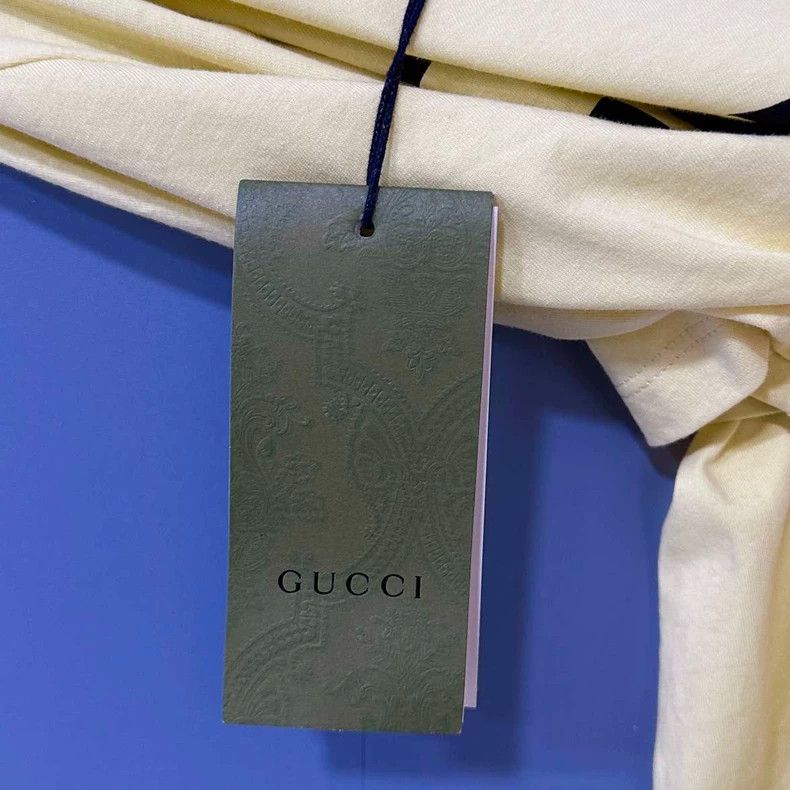 Gucci Gucci Banana kitten short sleeves Size US S / EU 44-46 / 1 - 7 Thumbnail