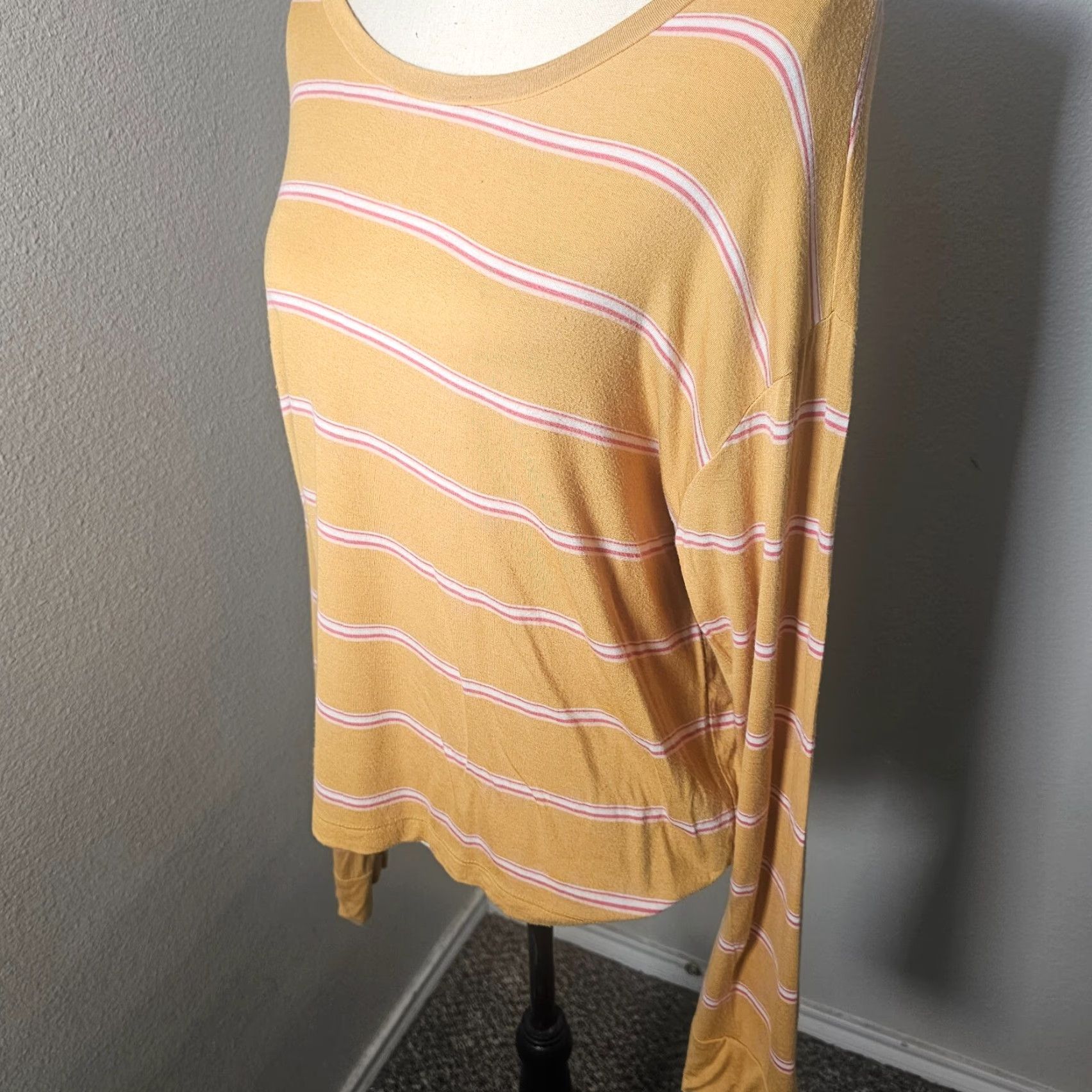 Vintage VINTAGE Aero Tee Shirt Women XL Yellow Striped Seriously Soft Tomboy Long Sleeve Stretch Shirt Size XL / US 12-14 / IT 48-50 - 2 Thumbnail