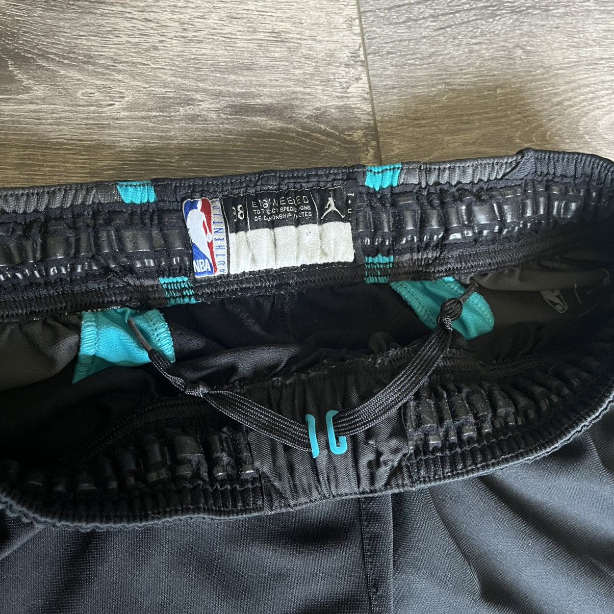 NBA NBA Charlotte Hornets Basketball Team Game Shorts Size 38+1 Size US 32 / EU 48 - 7 Thumbnail