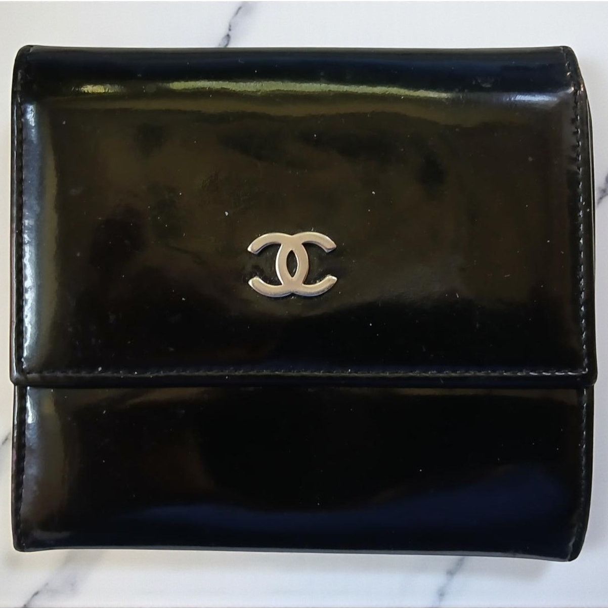 Chanel Chanel Patent Leather Black Trifold Compact Wallet Size ONE SIZE - 1 Thumbnail