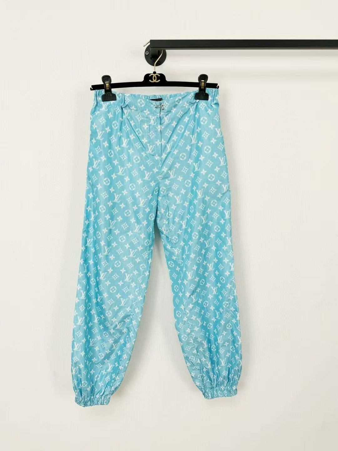 Louis Vuitton Louis Vuitton Monogram Track Pants Size US 36 / EU 52 - 1 Thumbnail