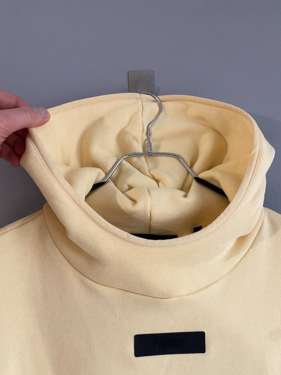 Fear of God Fear Of Good Essential Garden Yellow Pullover Hoodie, Size M Size US M / EU 48-50 / 2 - 4 Thumbnail