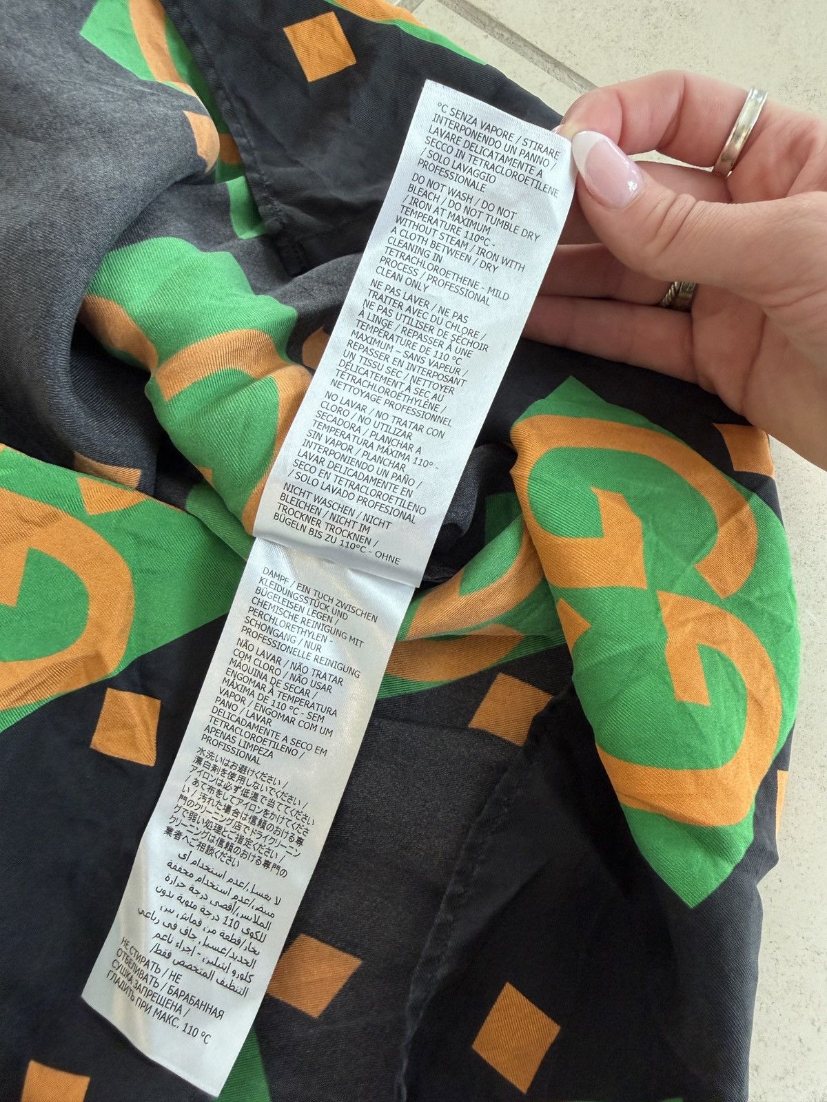 Gucci Gucci GG Monogram Silk Bowling Shirt Size 48 Black Green Size US M / EU 48-50 / 2 - 5 Thumbnail