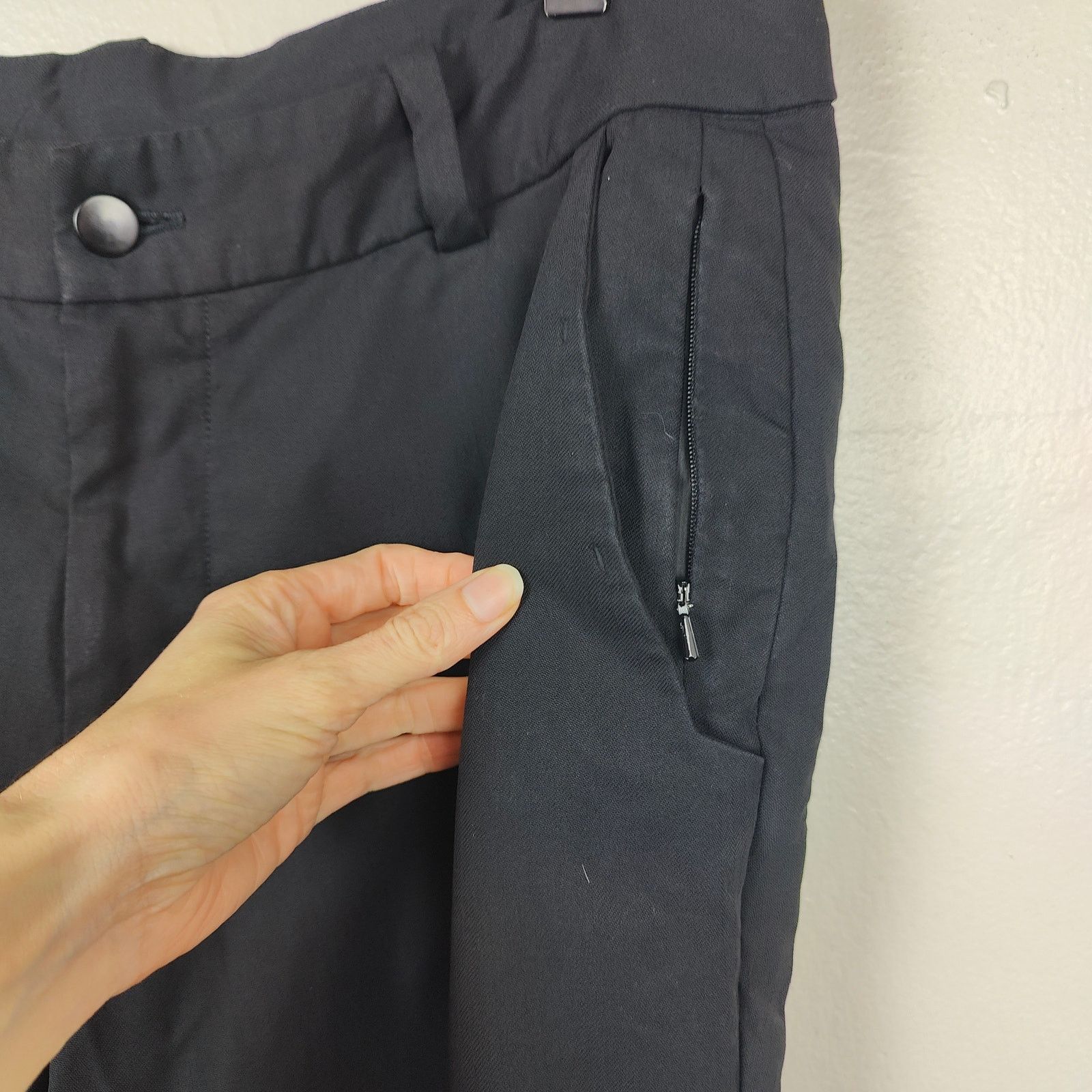 Lululemon Lululemon Commission Pants Mens 34 Black Lightweight Size US 34 / EU 50 - 3 Thumbnail