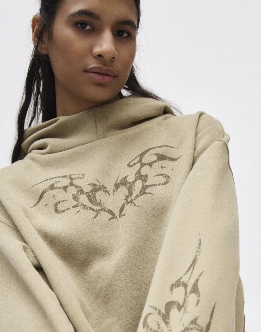 Urban Outfitters Out From Under ‘Ryan’ Graphic Hoodie Sweatshirt Size M / US 6-8 / IT 42-44 - 3 Thumbnail