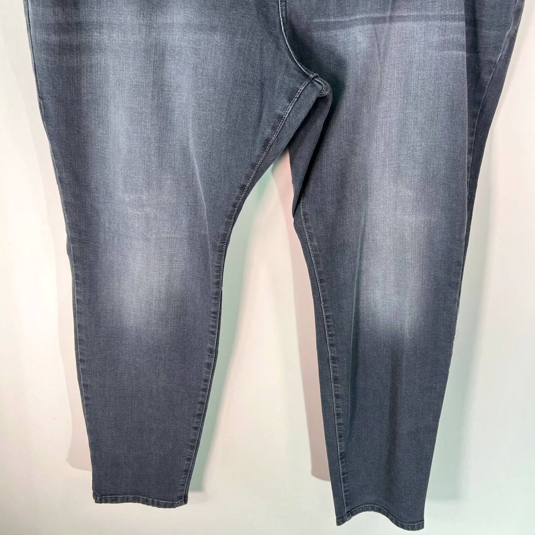 Lee Lee Jeans Skinny Gray Denim Size 24W Plus Long Women's High Rise Slimming Fit 5-Pocket Size 42" / US 20 - 3 Thumbnail