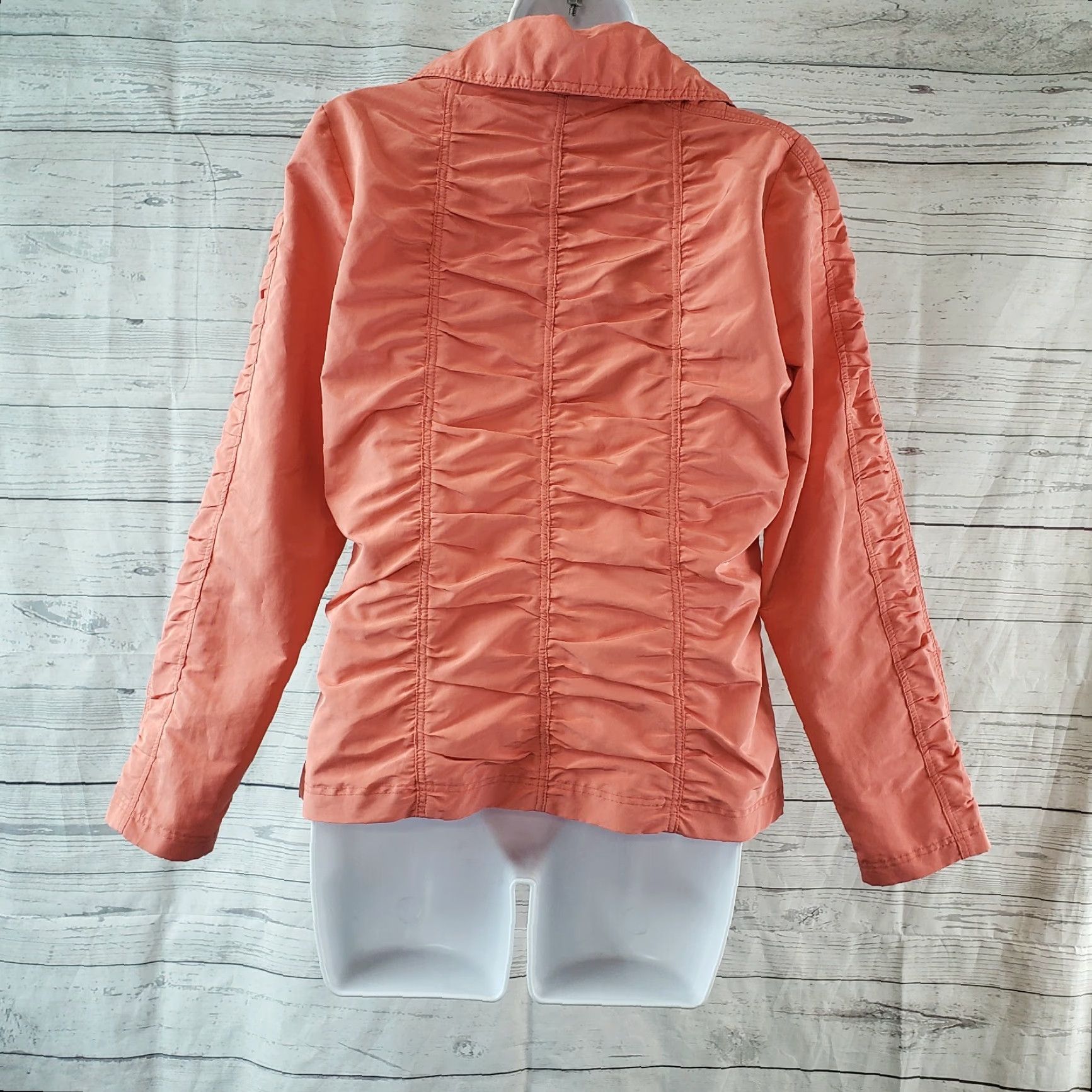 Vintage Chicos Zenergy Jacket Sz Small Solid Orange Windbreaker Snap Buttons Women Size S / US 4 / IT 40 - 4 Thumbnail