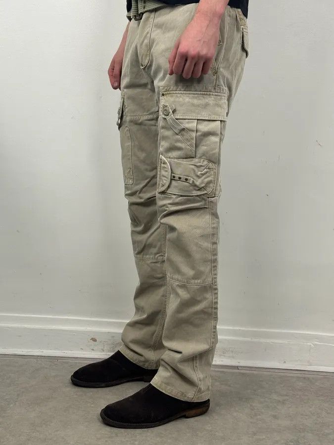 Armani 2000s Armani Khaki Cargo Belted Pants Size US 32 / EU 48 - 3 Thumbnail