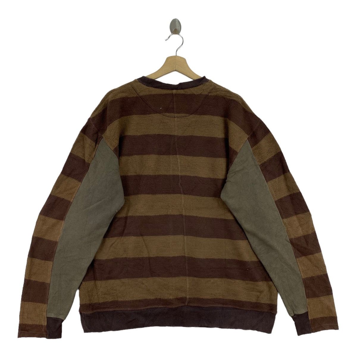 Japanese Brand QUENCH Japanese Brand Stripes Embroidered Brand Brown Size US L / EU 52-54 / 3 - 2 Thumbnail