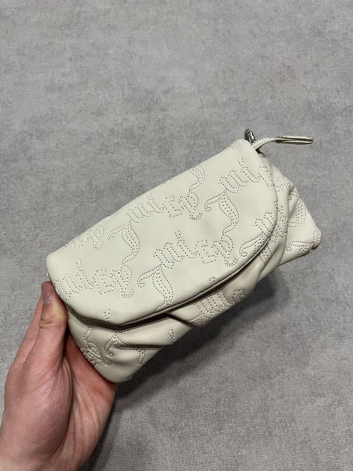 Juicy Couture Juicy Couture Womens White Wallet Bag Vintage Y2K Clutch Size ONE SIZE - 2 Thumbnail