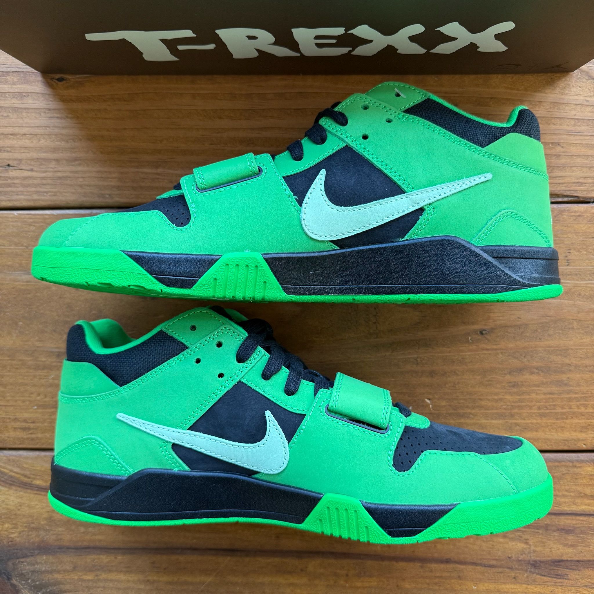 Jordan Brand × Travis Scott Travis Scott Jordan Jumpman Jack TR Green Spark - IM9113-300 Size US 9.5 / EU 42-43 - 3 Thumbnail