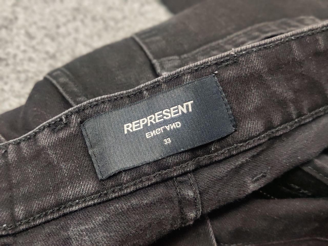 Represent Clo. Represent Design Essential Denim Light Faded Slim Jeans Size US 33 - 13 Thumbnail