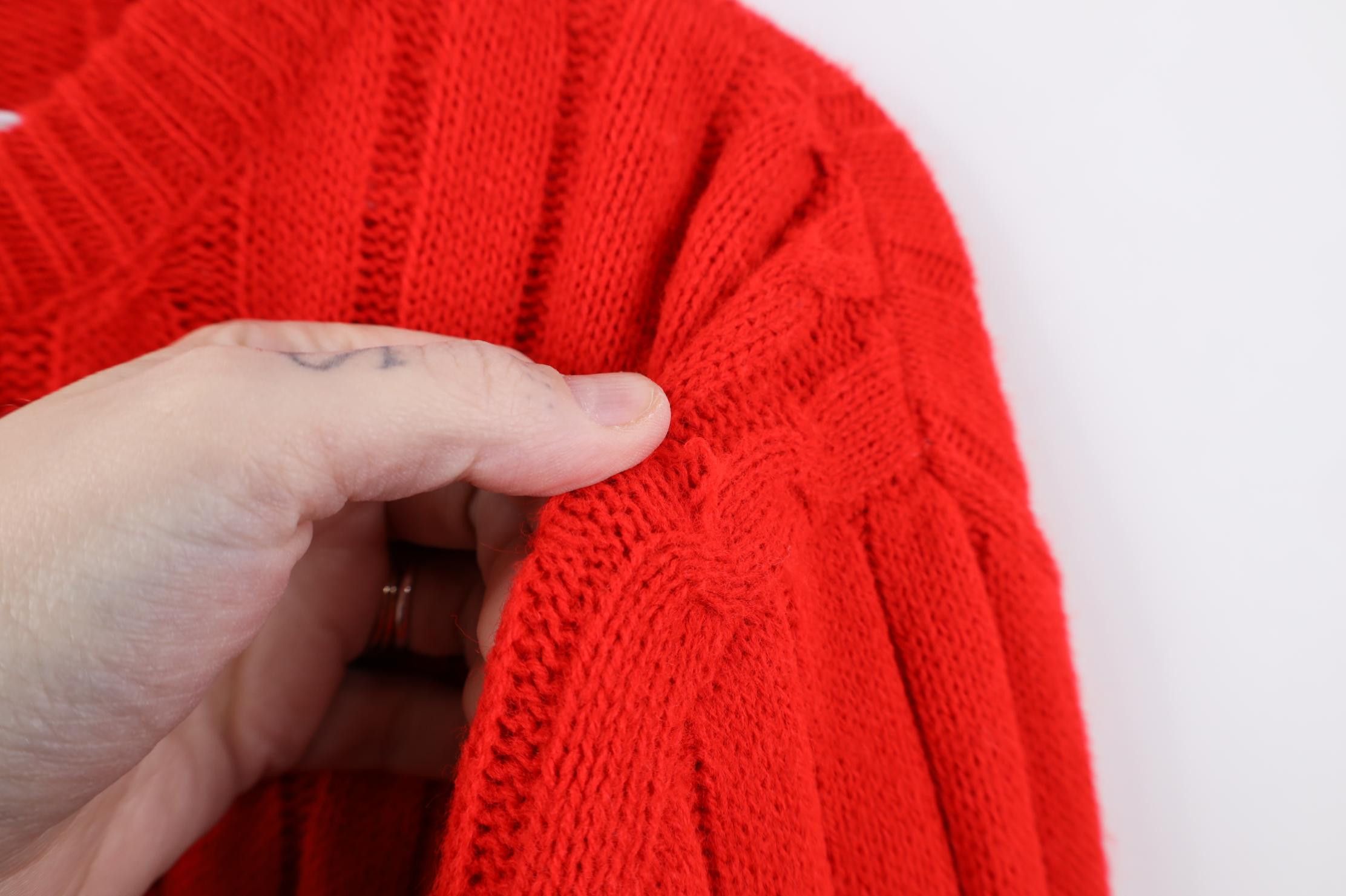 Vintage Vintage 70s Streetwear Cable Knit Crewneck Sweater Red USA Size US M / EU 48-50 / 2 - 4 Thumbnail