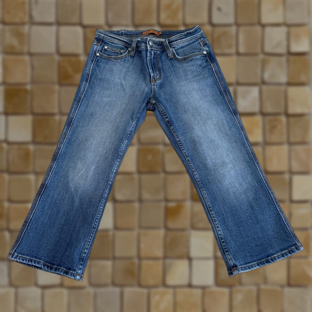 Vintage VIGOSS Women's Capri Jeans Denim Cotton Blend Size 9/10 Blue Mid Rise 20.5 Inch Inseam Size 30" / US 8 / IT 44 - 1 Thumbnail