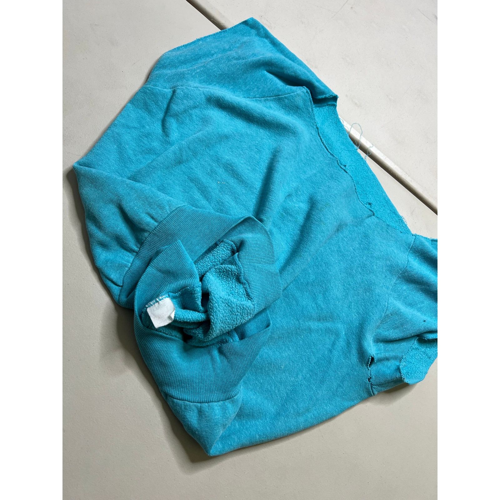 Vintage Vintage 70s Blue Cut Off Sweatshirt Top Distressed Raw L Size US L / EU 52-54 / 3 - 3 Thumbnail