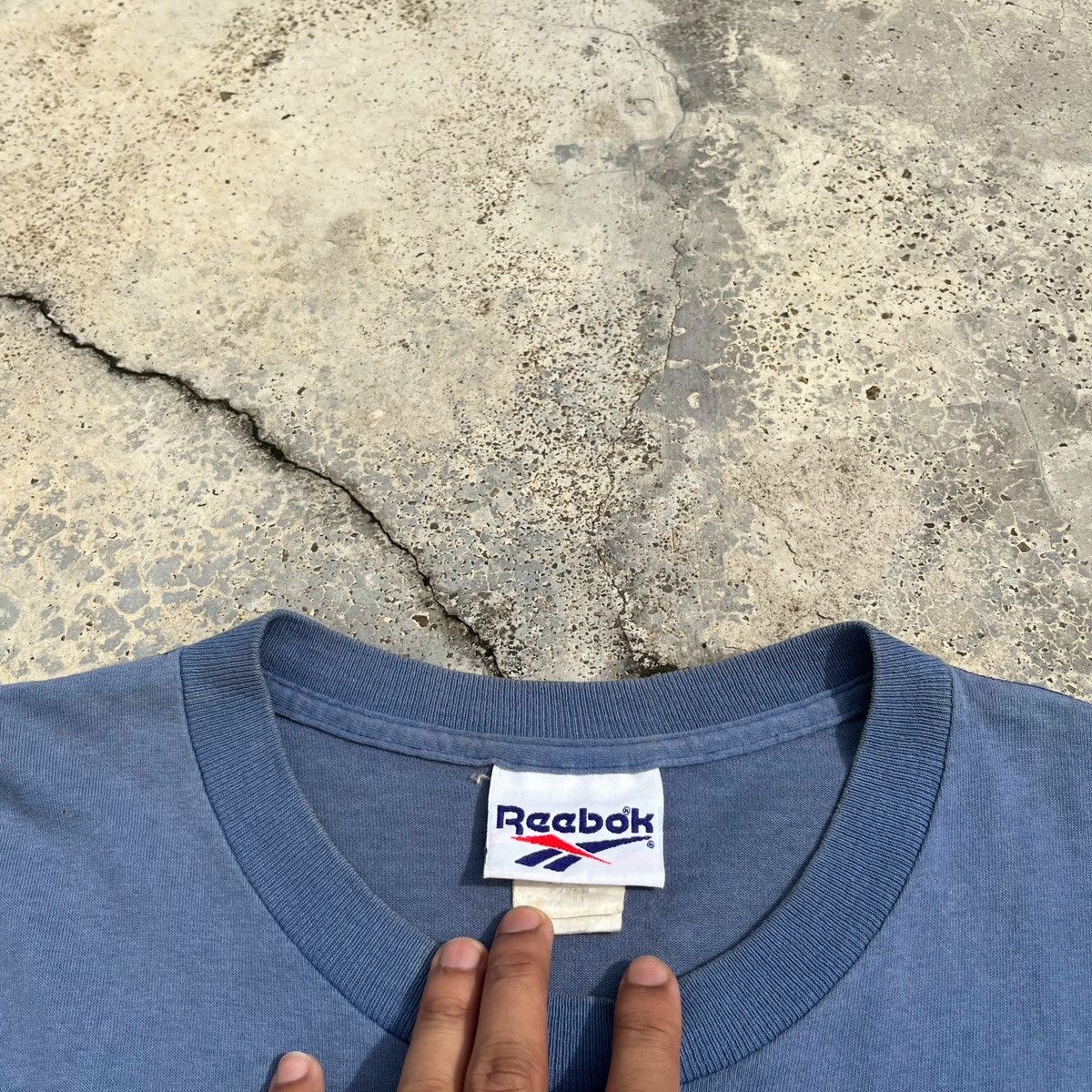 Reebok Vintage 90s Reebok Big Logo Graphic Tee Made In Usa Size US M / EU 48-50 / 2 - 5 Thumbnail