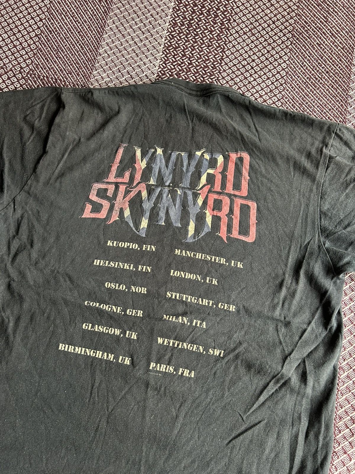 Band Tees × Vintage Vintage Lynyrd Skynyrd Skull Print T-shirt Merch Size S Size US S / EU 44-46 / 1 - 13 Thumbnail