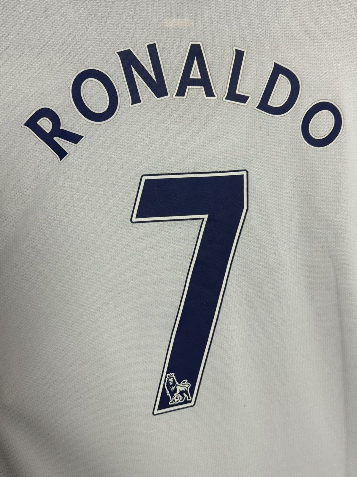 Nike Manchester United 08/09 Away Ronaldo Football Jersey T-Shirt Size US M / EU 48-50 / 2 - 3 Thumbnail