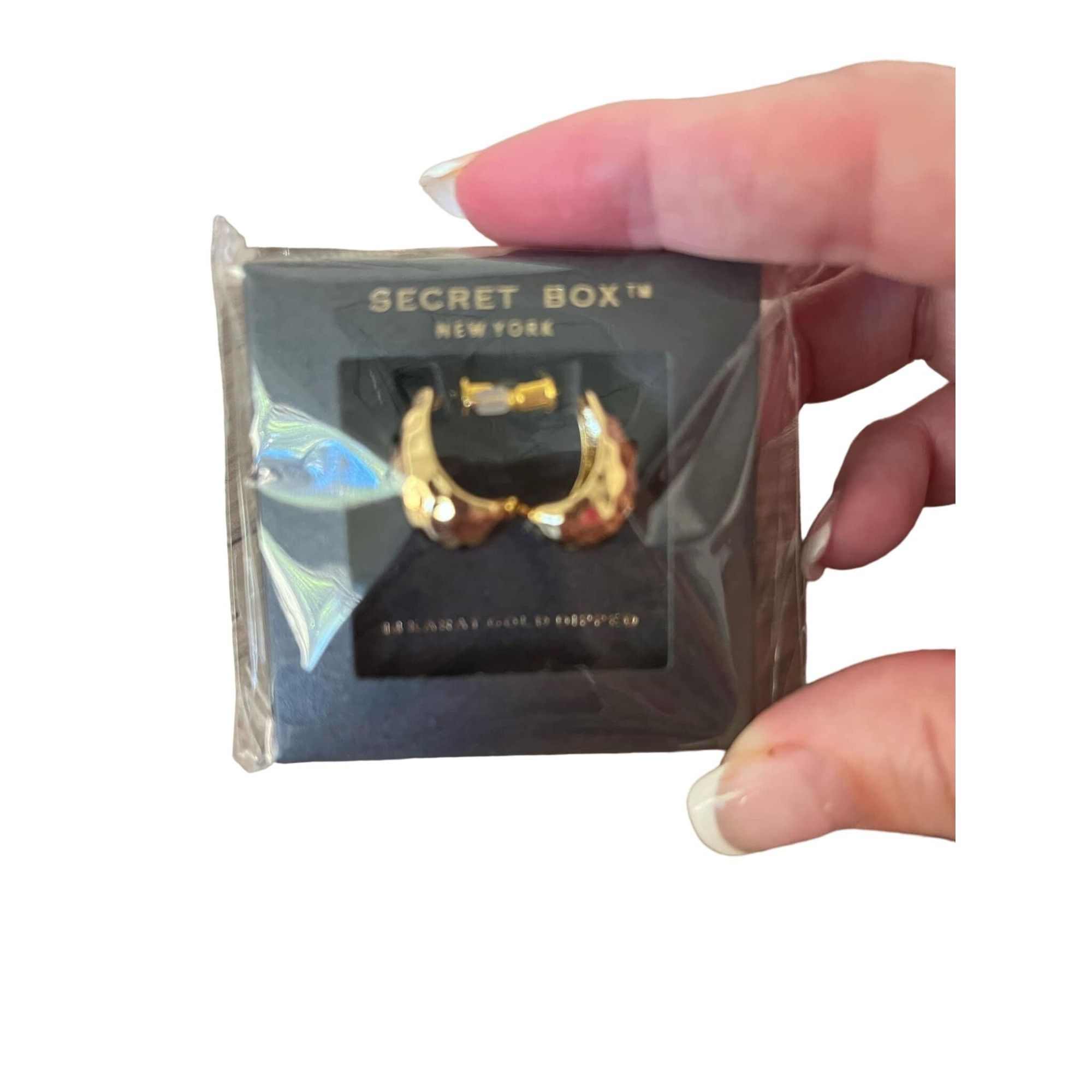 Other Secret Box New York 14 Karat Gold Dipped Huggies Michelle Size ONE SIZE - 2 Thumbnail
