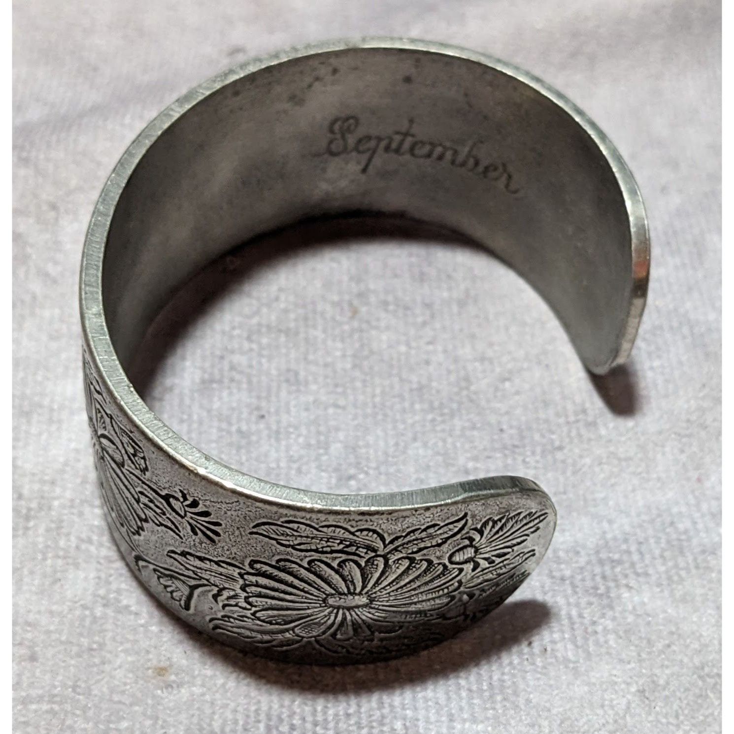 Other Salisbury Pewter September Floral Cuff Size ONE SIZE - 7 Thumbnail
