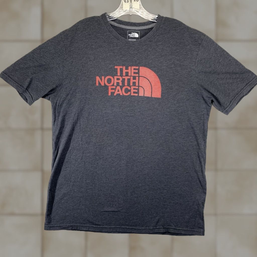 The North Face The North Face Men T-Shirt L Gray Logo Short Sleeve Crew Neck Tee Lightweight All Seasons Casual Sports Size US L / EU 52-54 / 3 - 1 Thumbnail