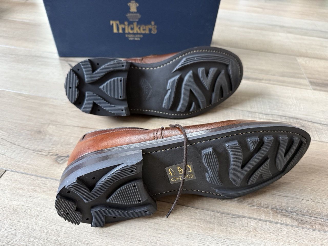 Tricker's Woodstock Derby Size US 10.5 / EU 43-44 - 6 Thumbnail