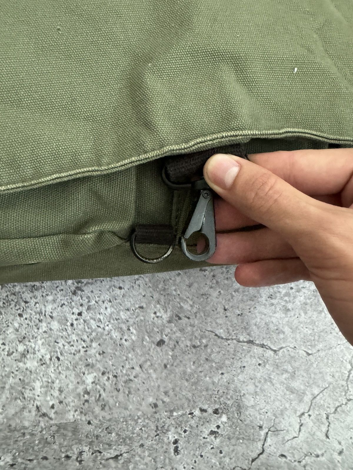 Diesel × Vintage Vintage diesel style military crossbody distressed bag Size ONE SIZE - 4 Thumbnail