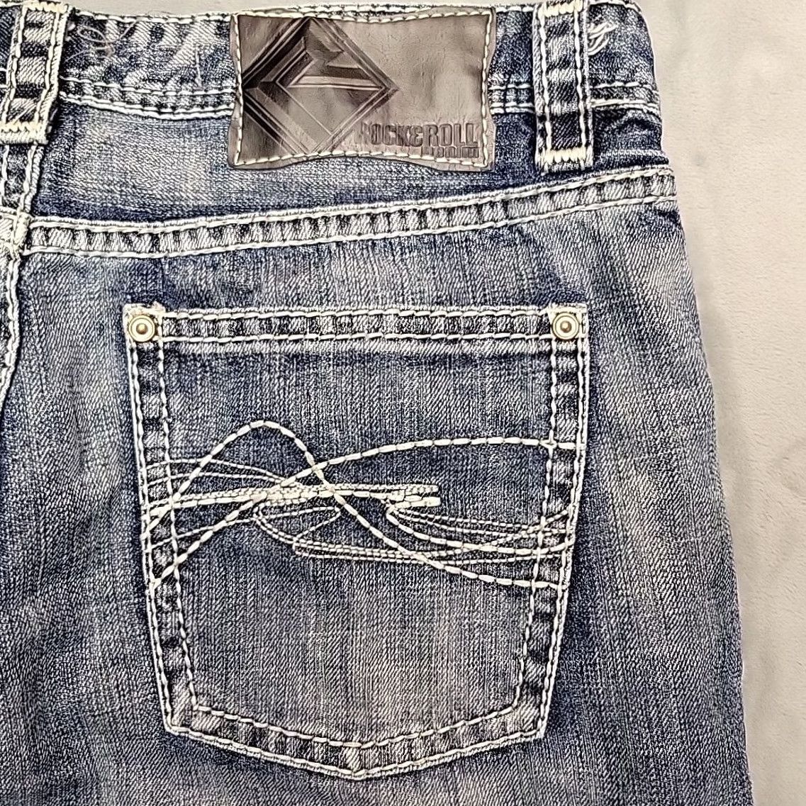 Pistola Rock & Roll Cowboy Jeans Men 36x12 Faded Blue Denim Pistol Jorts Cutoffs Jeans Rock & Roll Cowboy Men 36 Denim 5-Pocket Blue 90s Western Mens Size US 36 / EU 52 - 6 Thumbnail
