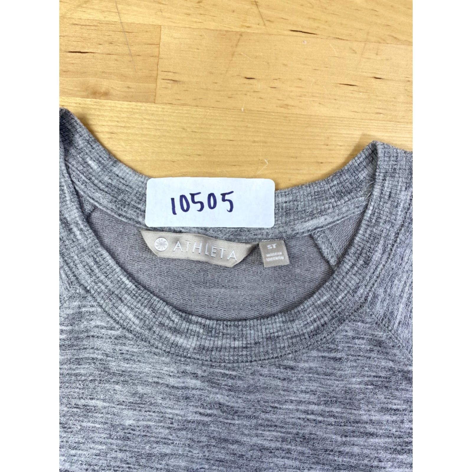 Athleta Athleta Shirt Womens Small Tall Gray Long Sleeve Pullover Casual T-Shirt Fitness Sports Size S / US 4 / IT 40 - 3 Thumbnail