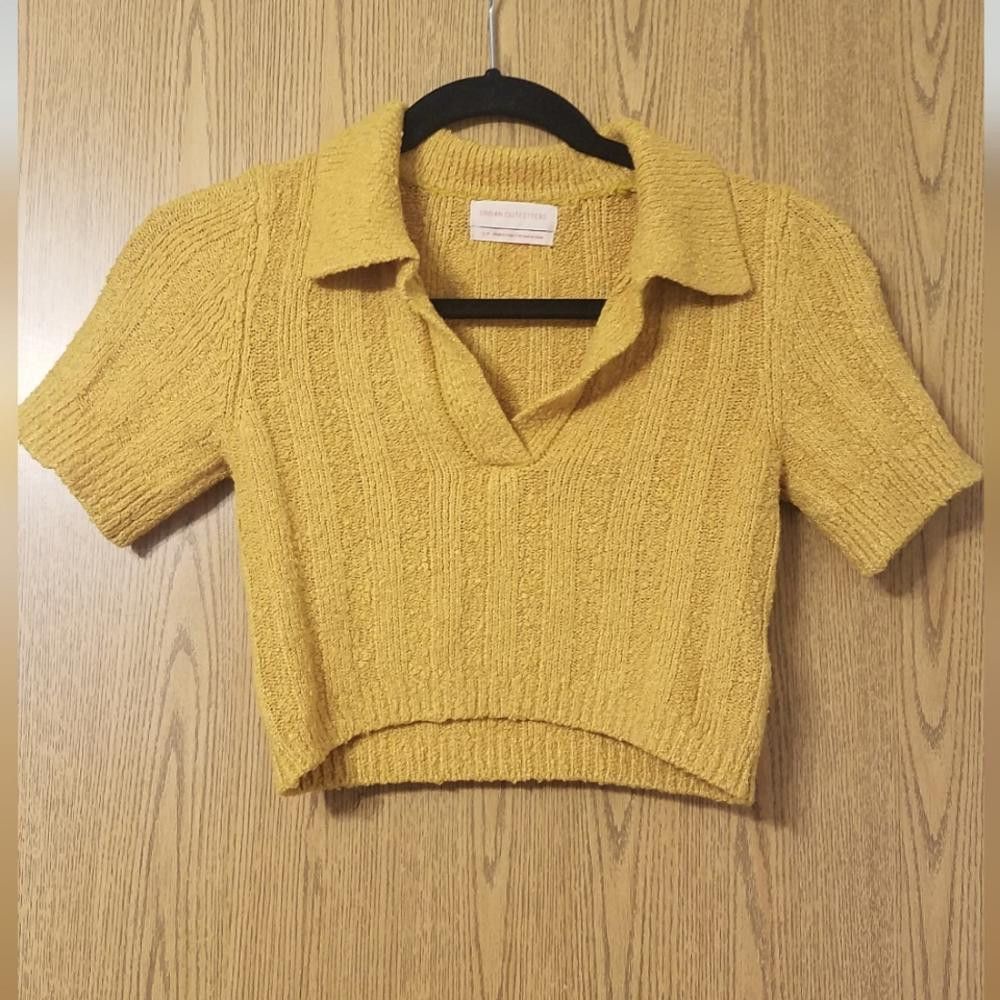 Urban Outfitters Urban Outfitters Cropped Sweater Size Small Size S / US 4 / IT 40 - 1 Thumbnail