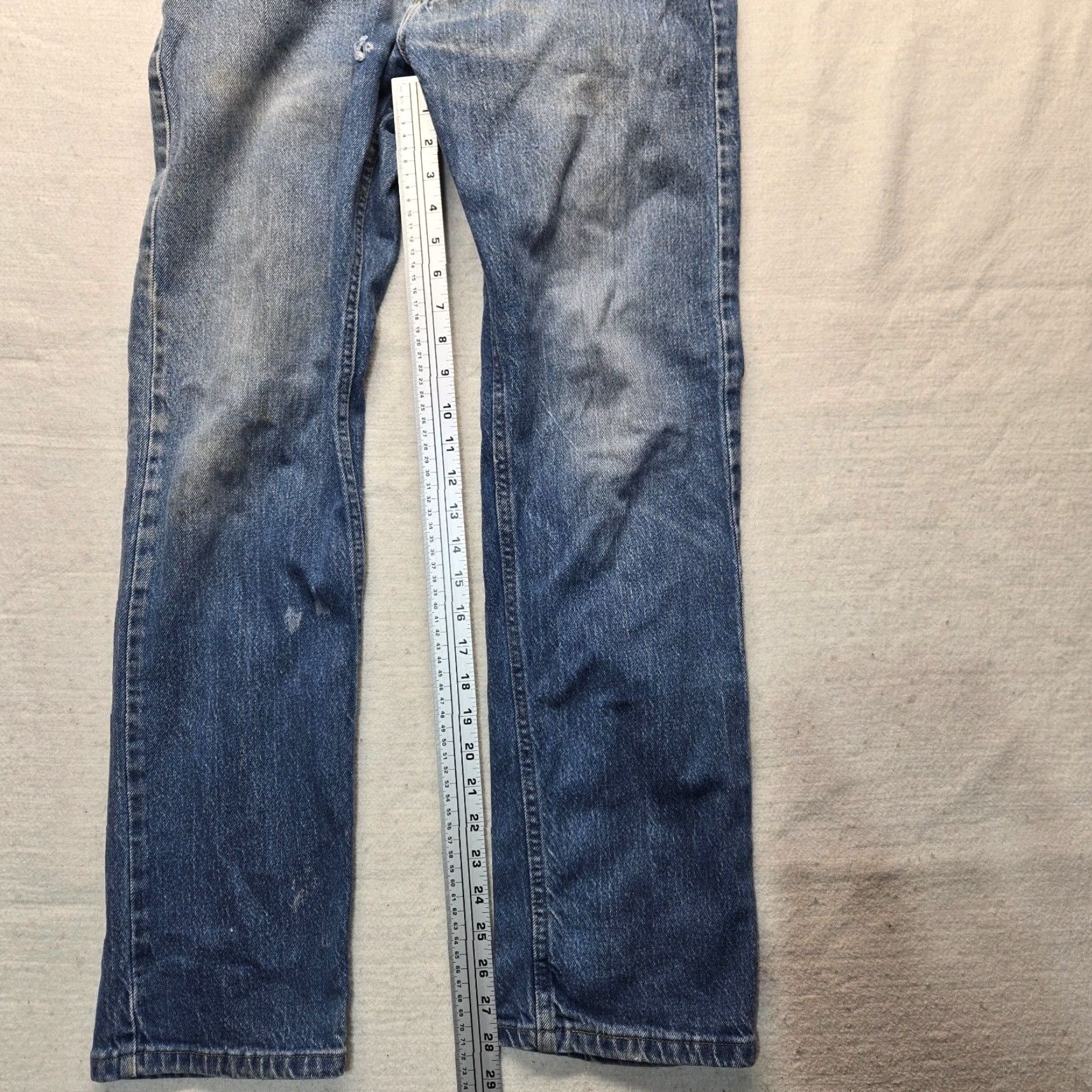 Wrangler Wrangler Relaxed Fit Jeans Medium Wash Straight Leg Men's 31x30 Blue Denim Size US 31 - 7 Thumbnail