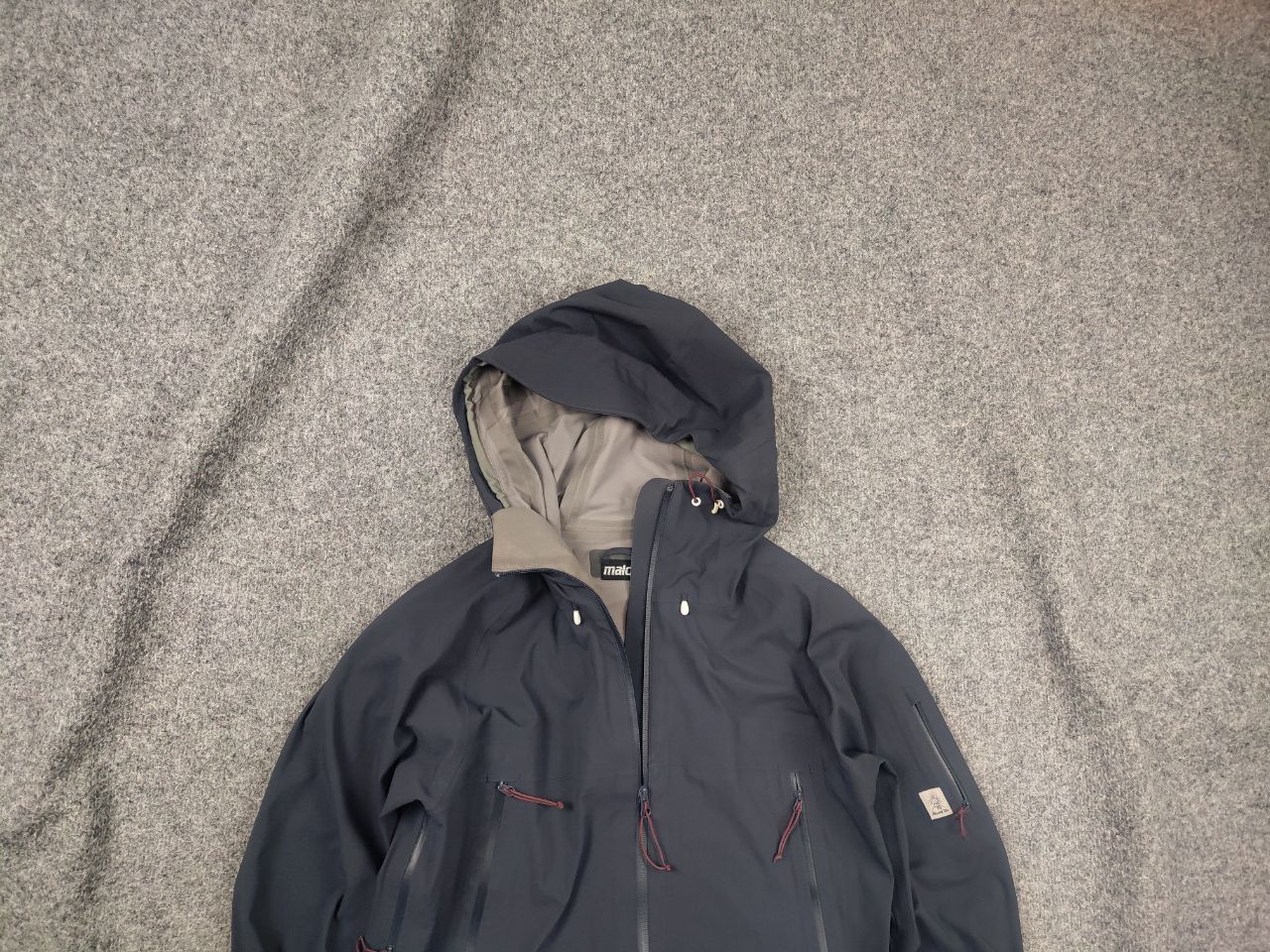 Maloja Maloja Vallra ligh membrane trekking hooded Pockets jacket Size US L / EU 52-54 / 3 - 1 Thumbnail