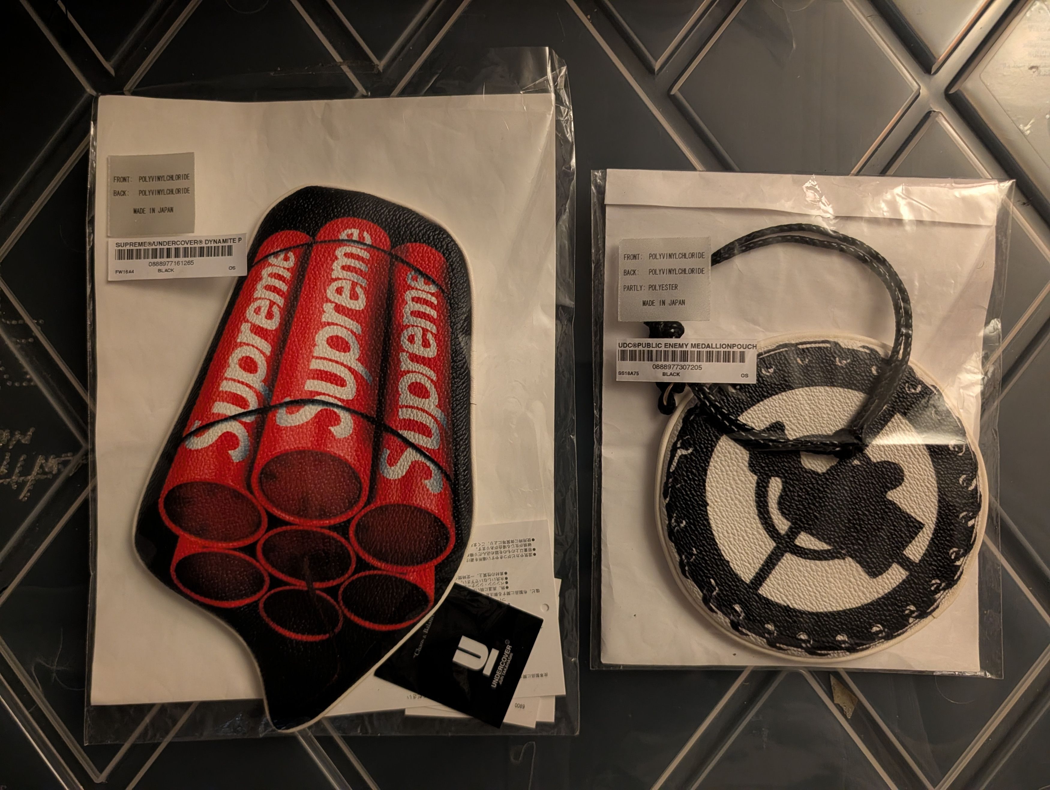 Supreme × Undercover Supreme Undercover Zip Pouch Set Public Enemy Dynamite Size ONE SIZE - 1 Thumbnail