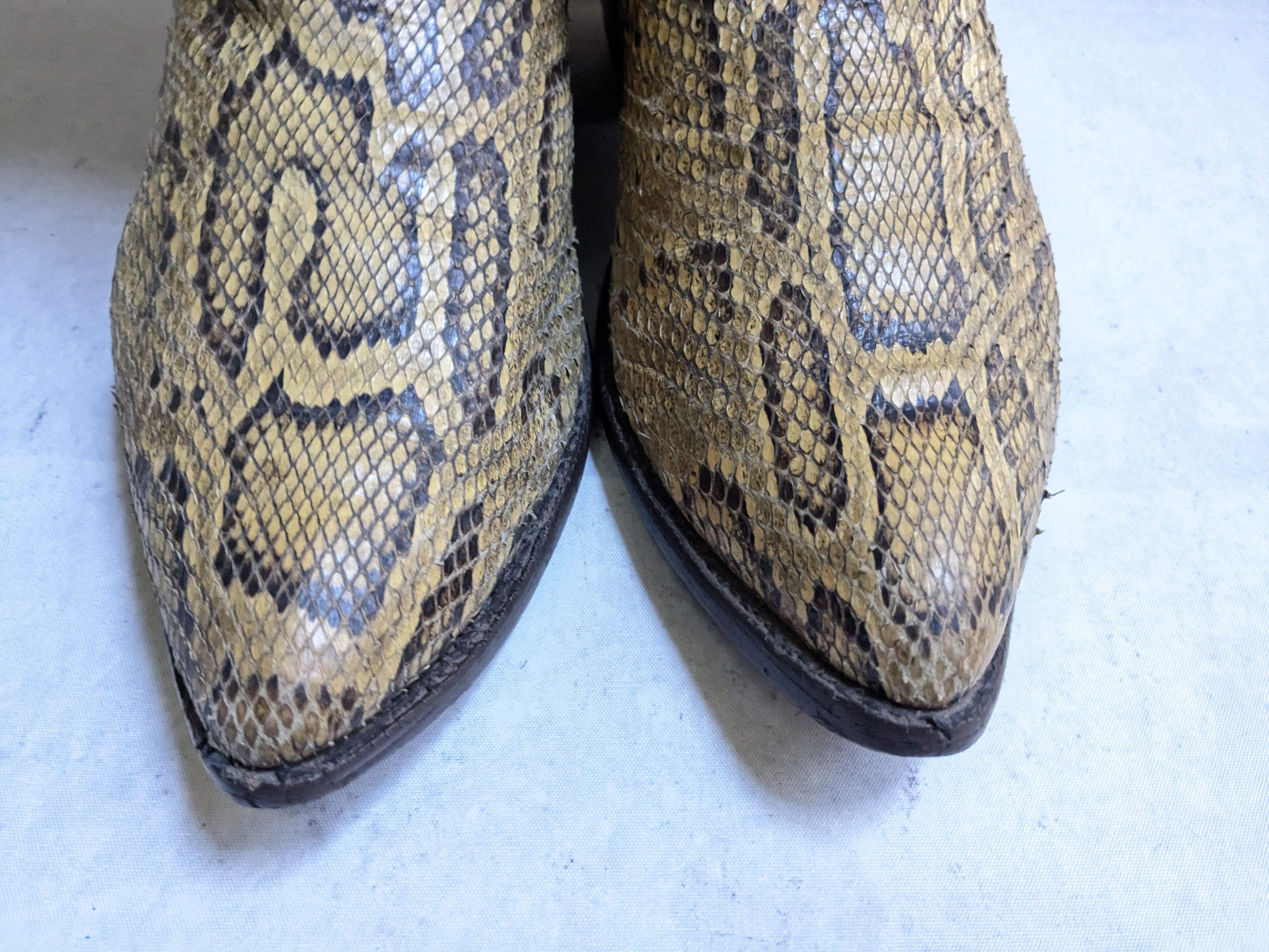 Justin Boots Justin Cowboy Boots Python Snakeskin 13 E Wide USA Size US 13 / EU 46 - 2 Thumbnail