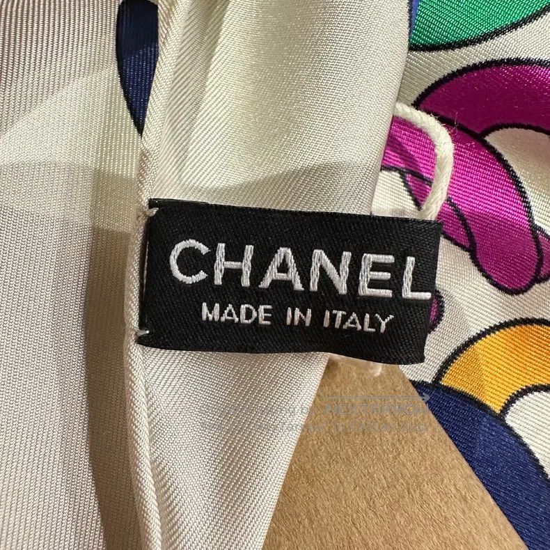 Chanel Chanel Rainbow slogan letter silk scarf Size ONE SIZE - 3 Thumbnail