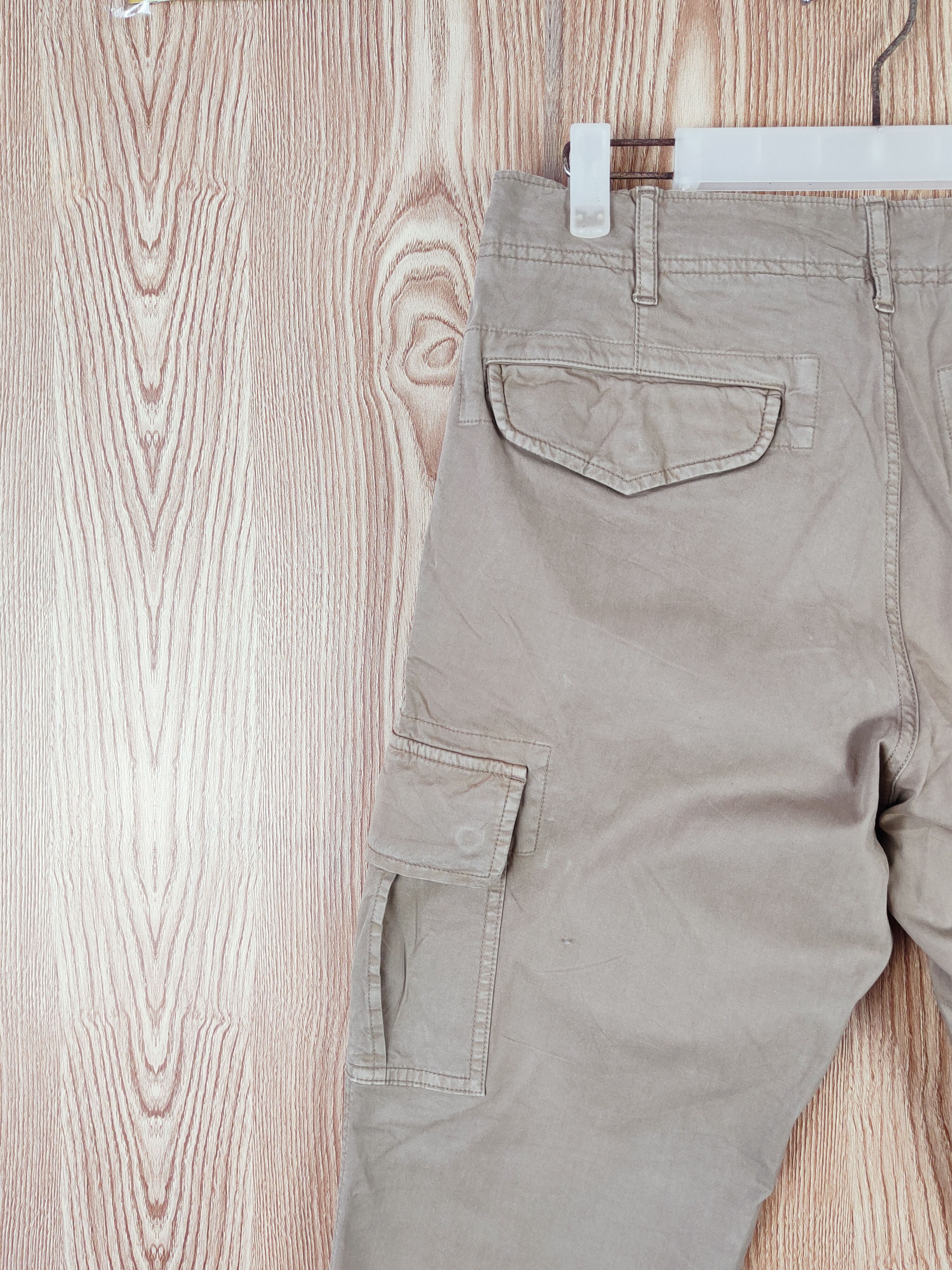 Japanese Brand Uniqlo Beige Multipocket Tactical Cargo Pants #W278 Size US 30 / EU 46 - 8 Thumbnail