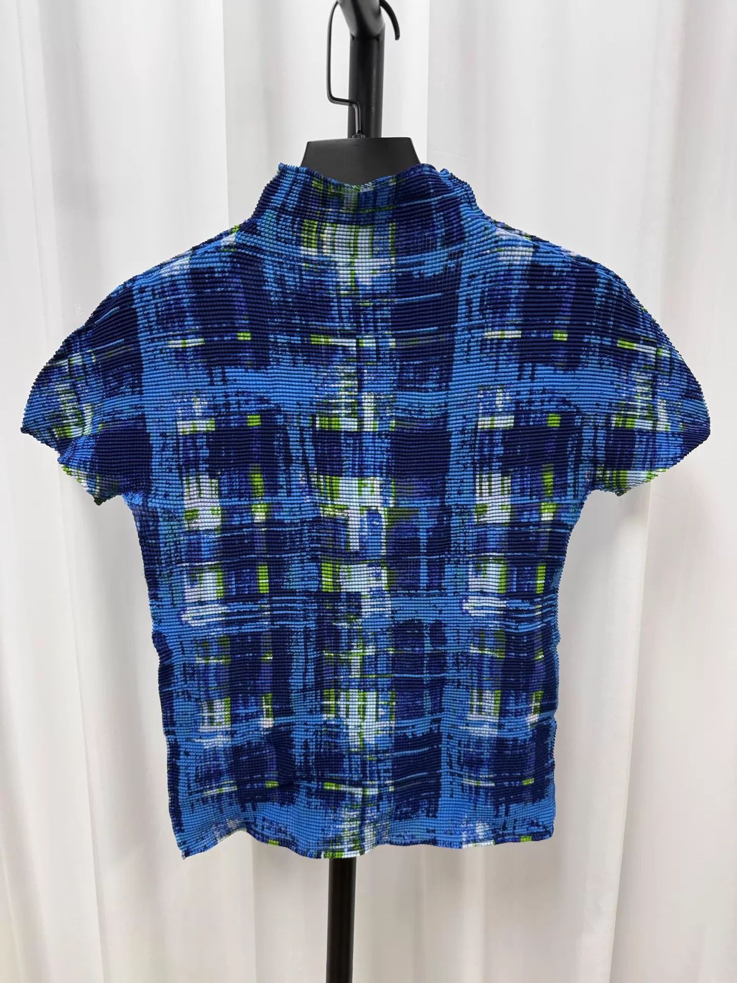 Issey Miyake ISSEY MIYAKE me blue green check short-sleeve shirt M Size M / US 6-8 / IT 42-44 - 1 Thumbnail