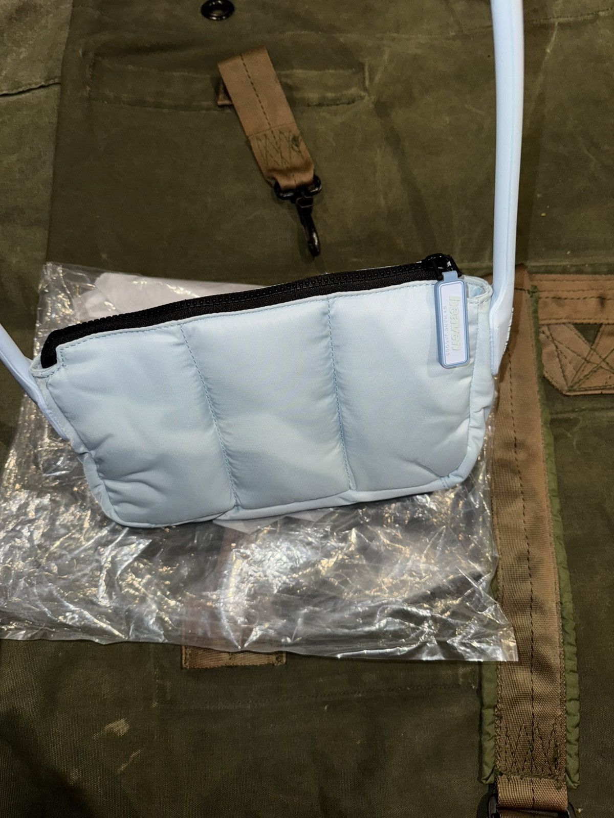Heaven by Marc Jacobs Marc Jacobs Heaven Puffy Nylon Shoulder Bag Size ONE SIZE - 9 Thumbnail