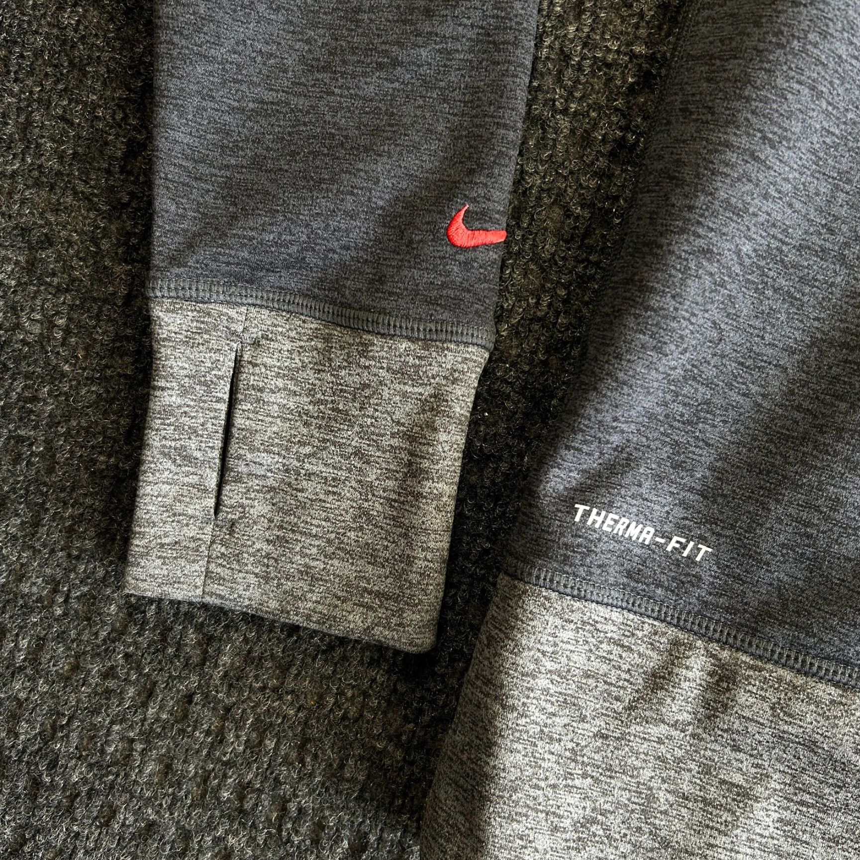 Nike Nike Hoodie Womens Therma-Fit Sweatshirt M Thumbholes Activewear Gray Pink Size M / US 6-8 / IT 42-44 - 3 Thumbnail