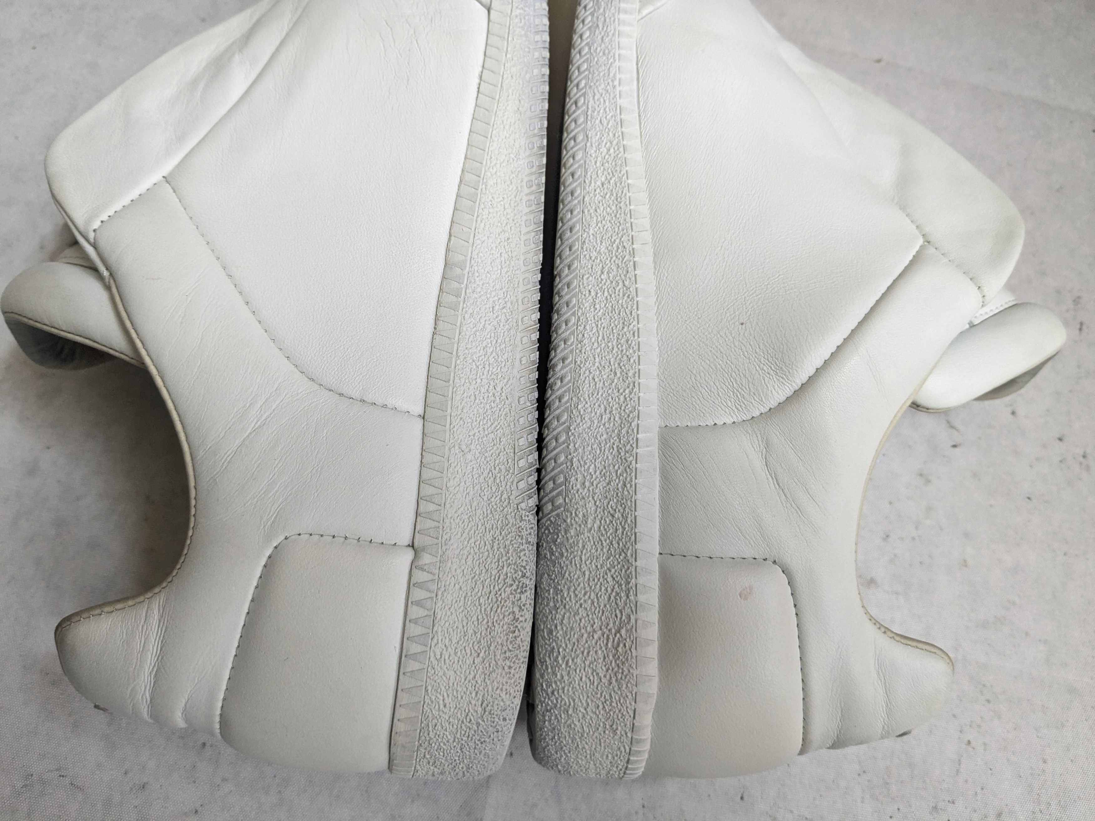 Maison Margiela Maison Marigela Future White 9 42 Low Tops Leather Size US 9 / EU 42 - 13 Thumbnail