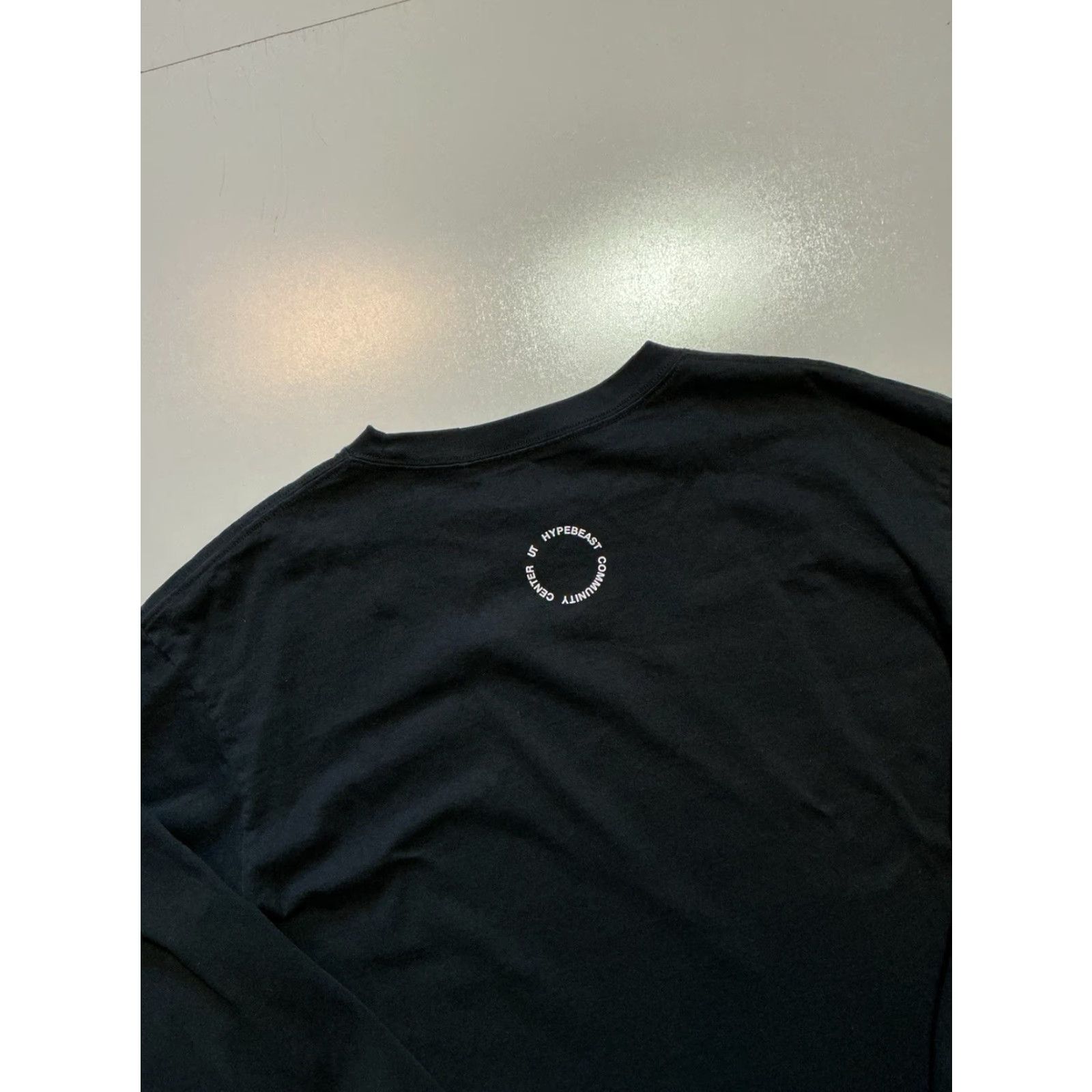 Uniqlo VINTAGE UT Uniqlo X Hypebeast Graphic L/S T-Shirt XL Men Black T-Shirt XL Mens Graphic Hypebeast 2000s 2010s Size US XL / EU 56 / 4 - 4 Thumbnail