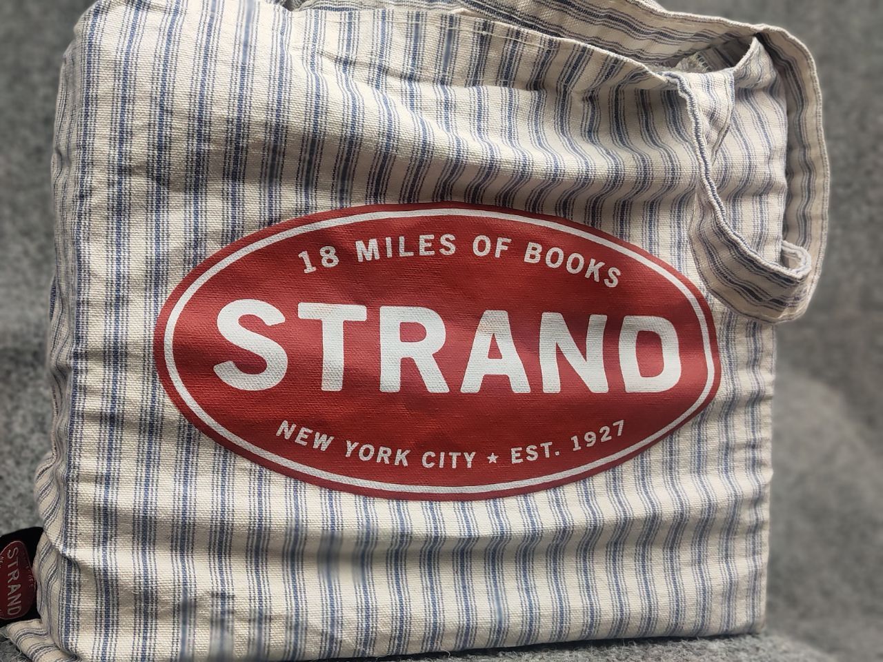 Vintage Strand 18 miles of books New York Design Shopper Tote Bag Size ONE SIZE - 3 Thumbnail