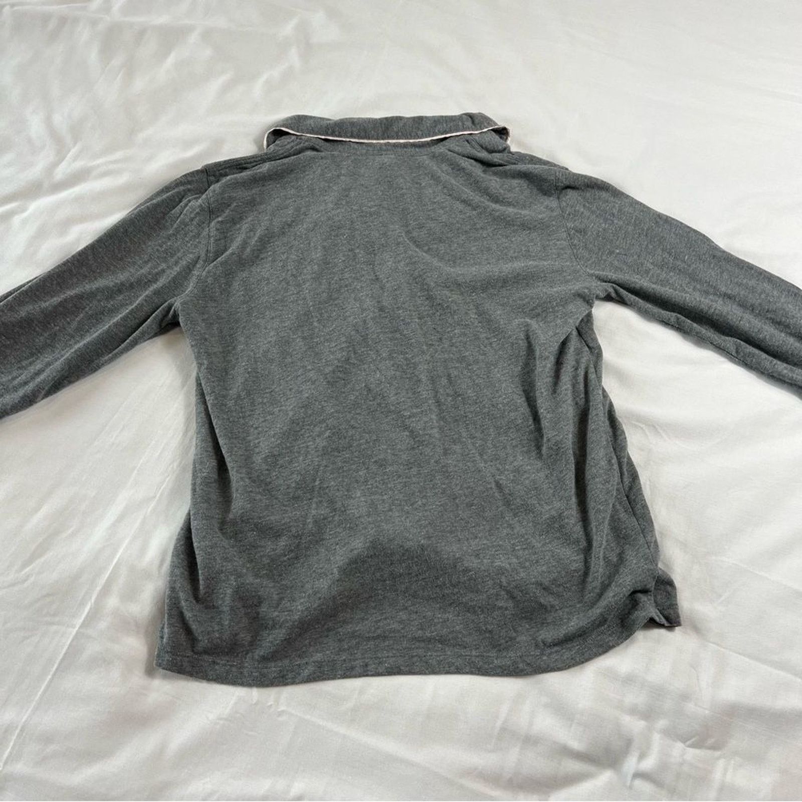 Victoria's Secret Victoria's Secret XS Button Up Pajama Top Grey Long Sleeve Size XS / US 0-2 / IT 36-38 - 6 Thumbnail