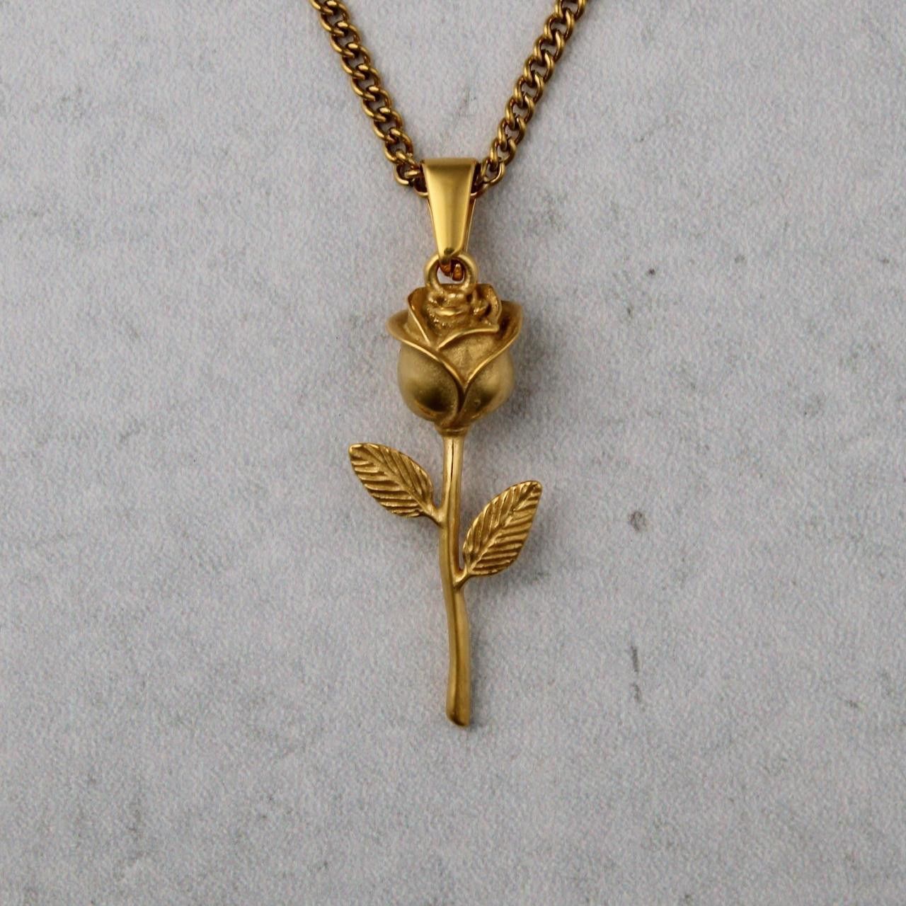 Jewelry Gold Rose Pendant Chain Necklace Size ONE SIZE - 1 Thumbnail