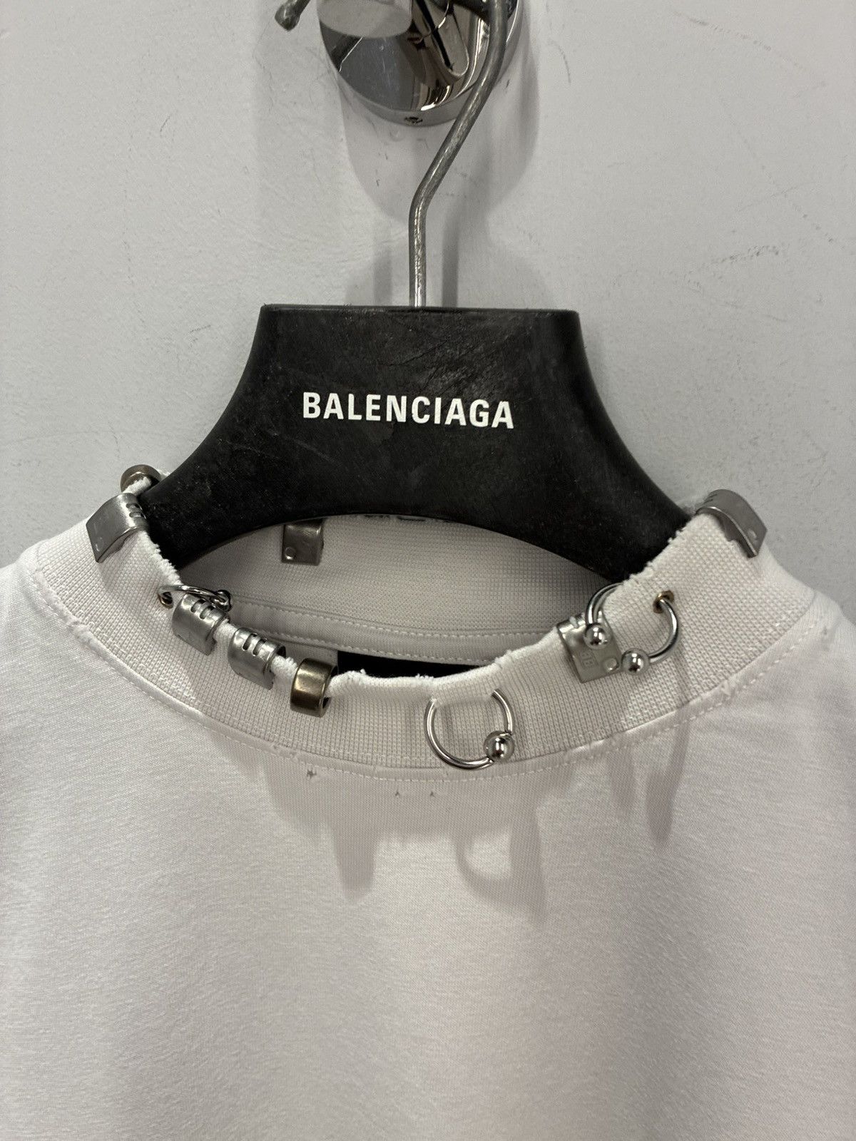 Balenciaga Balenciaga Piercing Oversize Shirt Size US L / EU 52-54 / 3 - 2 Thumbnail