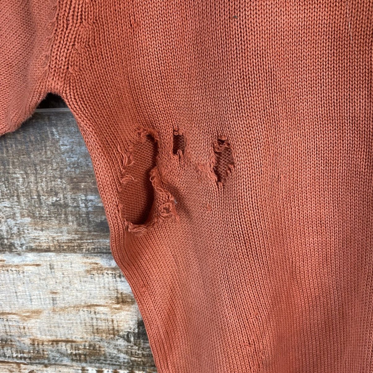 Vintage DL Uniqlo Vintage worn ripped distressed Sweaters #C1195 Size US M / EU 48-50 / 2 - 10 Thumbnail
