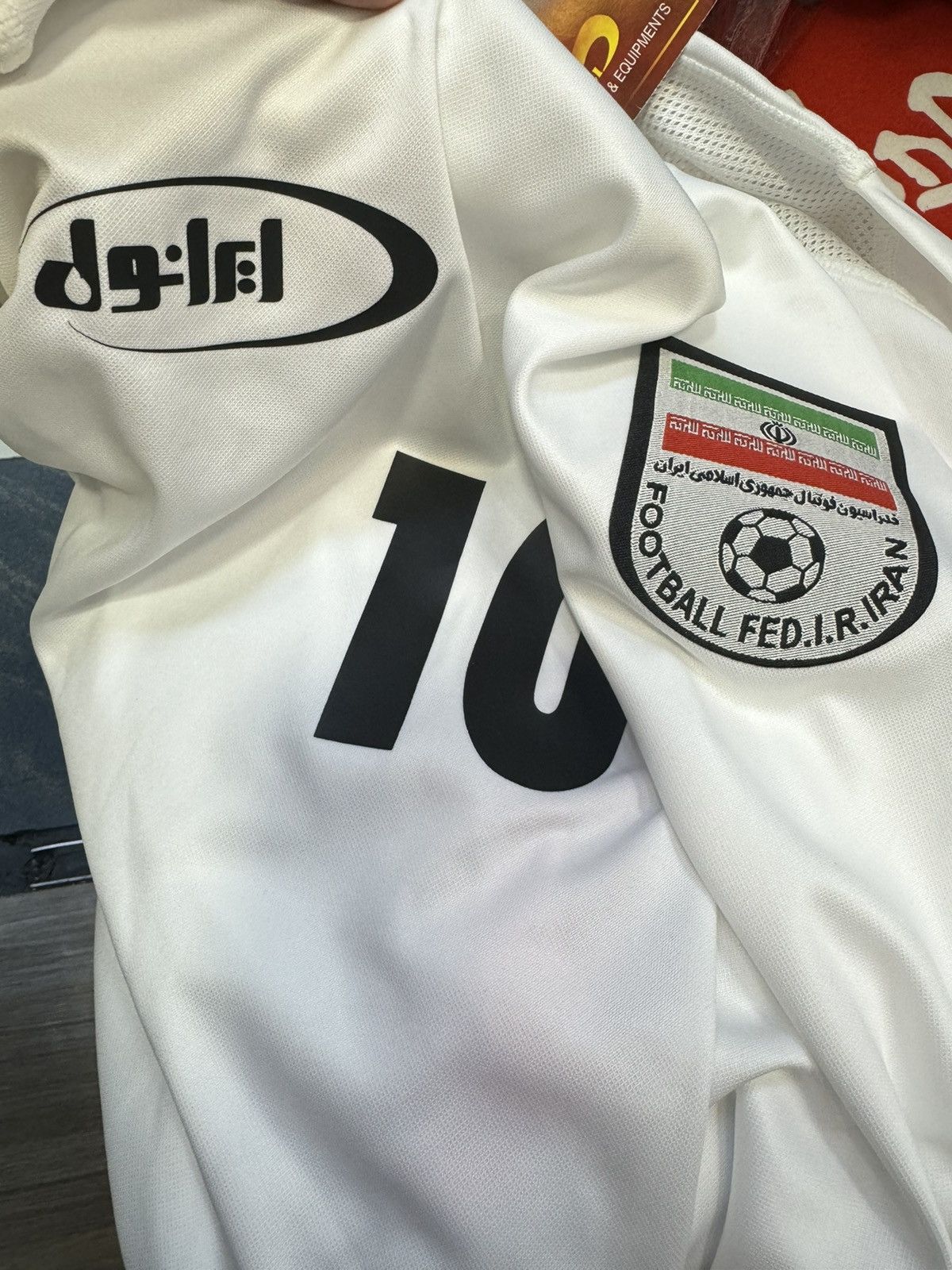 Other Iran 2003 home shirt set #10 A.Daei (Bnwt) Size US L / EU 52-54 / 3 - 7 Thumbnail