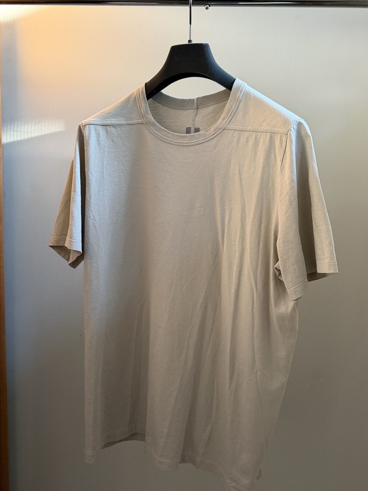Rick Owens Level Tee - DUST Size US XXL / EU 58 / 5 - 1 Thumbnail
